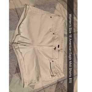 American Eagle White Midi Shorts